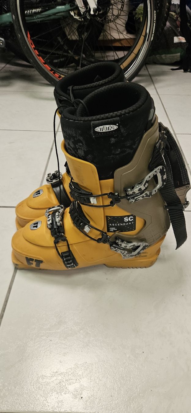 Scarpe da uomo: Full Tilt Ascendant SC – Usato da Prilly venduto da arm_rn28