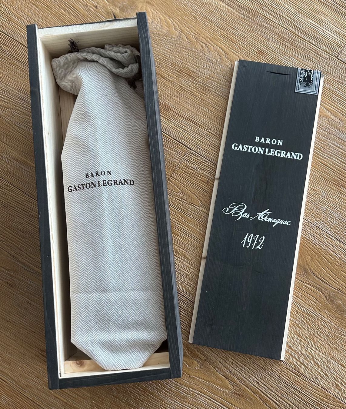Bevande alcoliche: Bas Armagnac Baron G. Legrand 1972 – Nuovo e nell'imballaggio originale da Hünibach venduto da Chatzestrecker 1