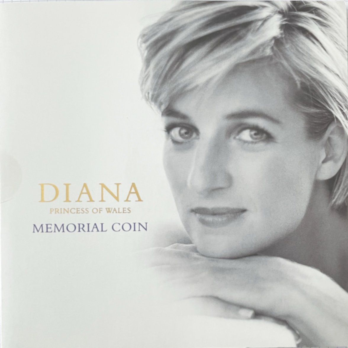 Alle Münzen: PIÈCE COMMÉMORATIVE DIANA CINQ LIVRES – Neu und originalverpackt aus Martigny von Numis-World 2