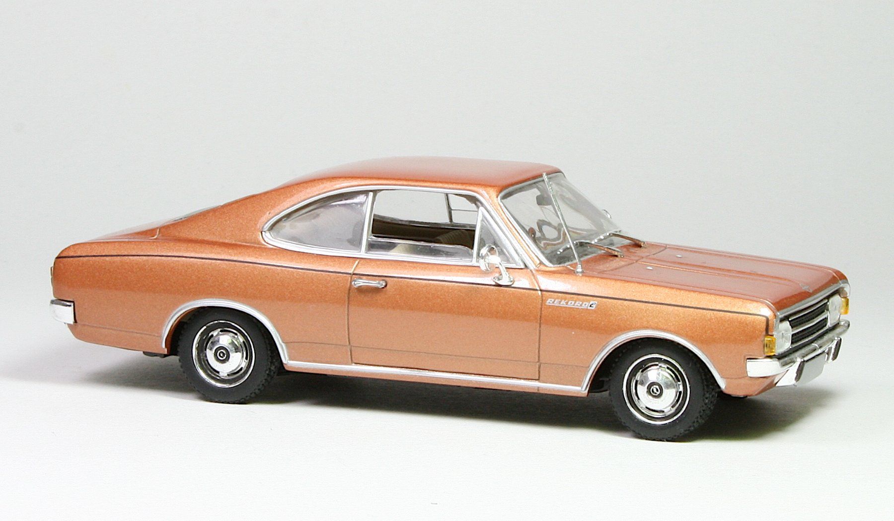 Minichamps Modellautos: Minichamps Opel Rekord C – Gebraucht aus Elsau von Peekay8 4