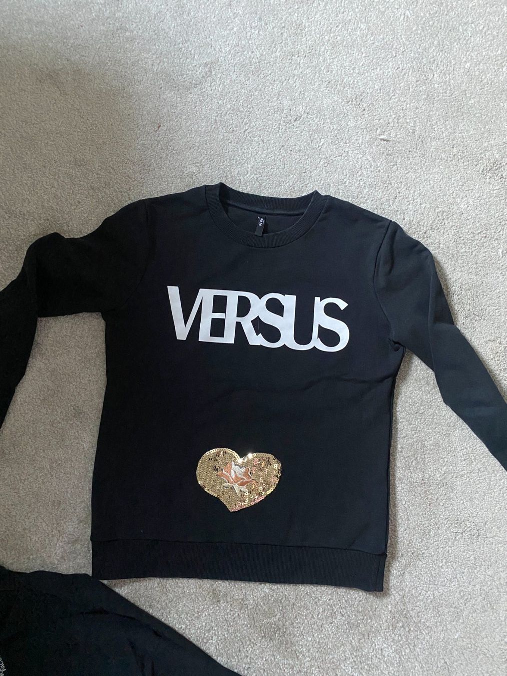 Versace Pulls & Sweat-shirts: VERSACE Pulli – D'occasion à Liestal par aarroon 1