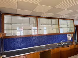 Grosse GlasVitrine / Oberschrank  zur Demontage