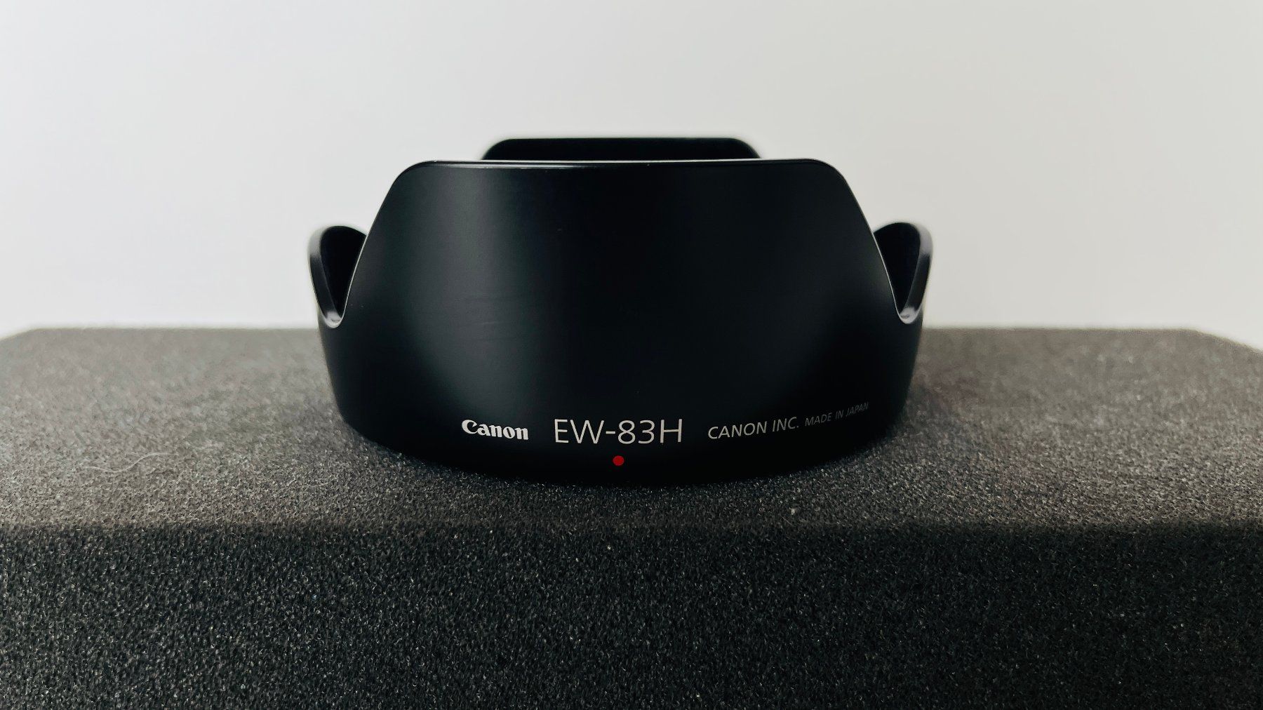 Canon Obiettivi: Canon EW 83 H – Usato da Wauwil venduto da swissGadgets