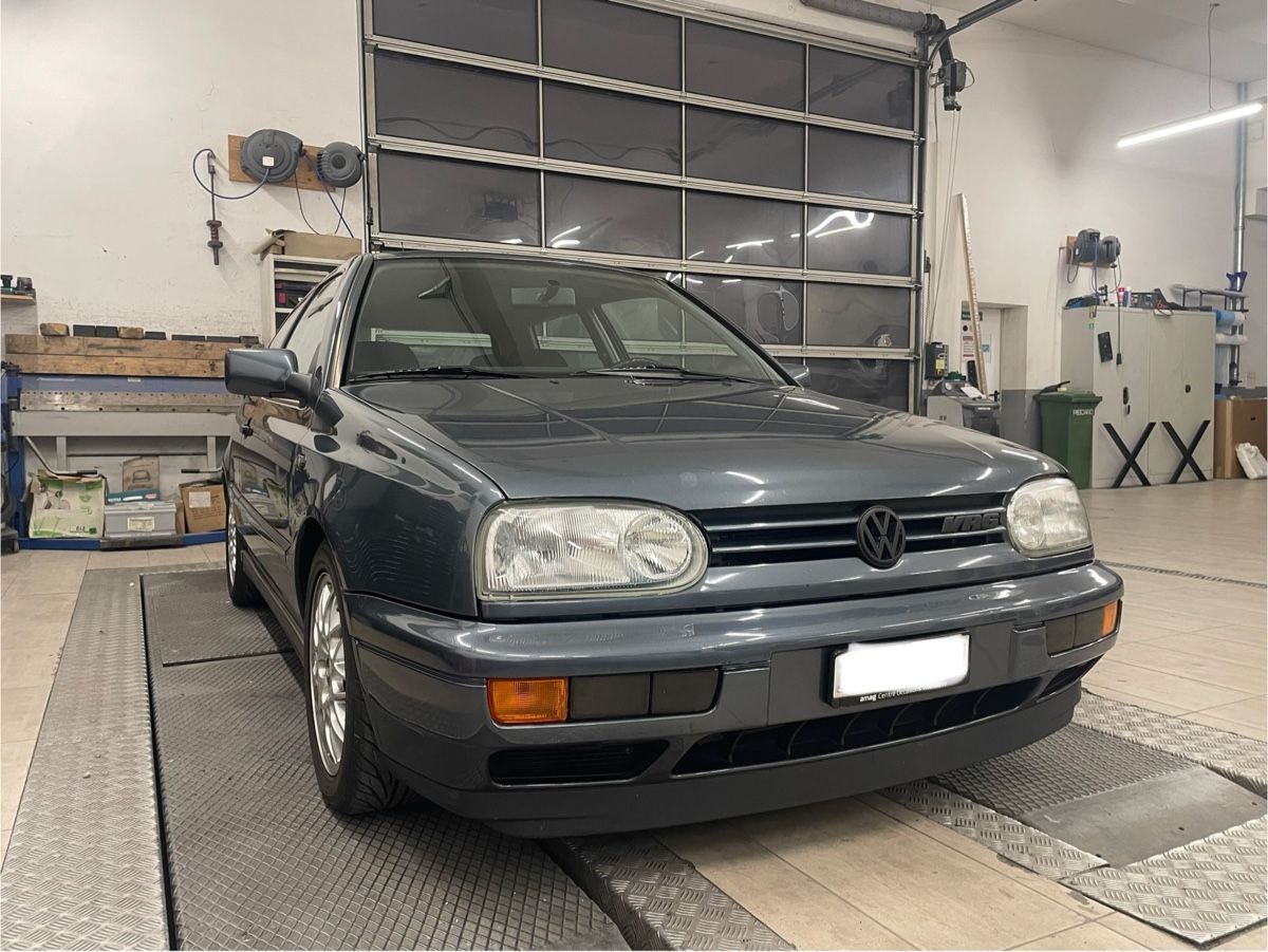 VW Autos: VW Golf VR6 – D'occasion à Sursee par Pergjegjaj