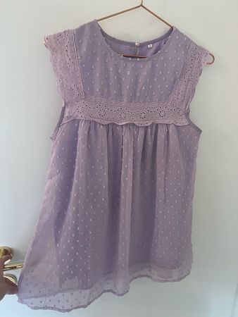 Damen Bluse helllila mit Lochstickerei
