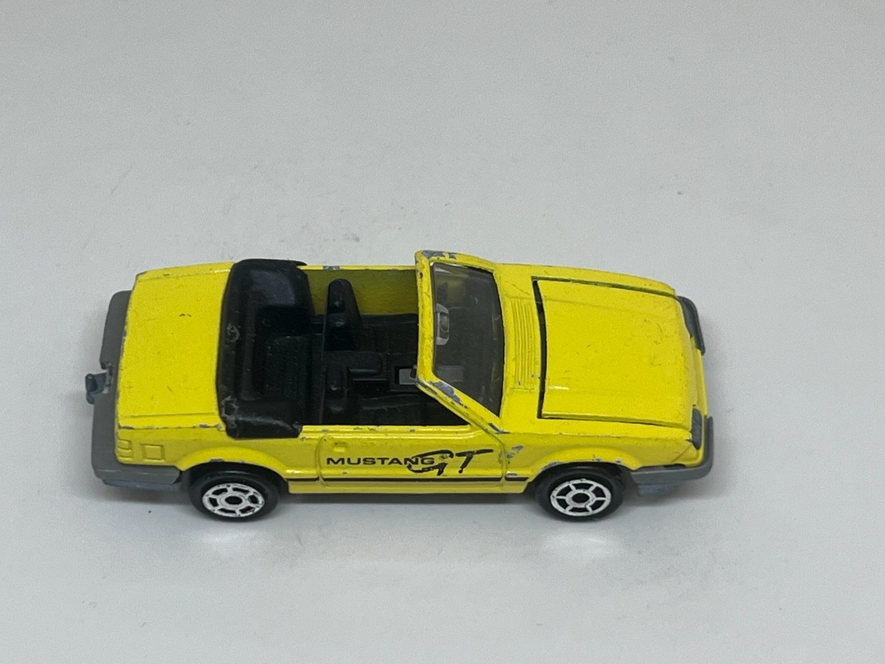 Majorette Modellini d'auto: Majorette Mustang Convertible #677 – Usato da Wildegg venduto da LaaBoutique 1