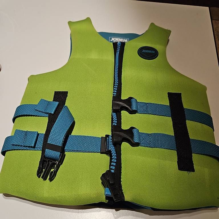 Giubbotti di salvataggio: Schwimmwesten GR. 152 – Usato da Diemerswil venduto da Motschi79 2