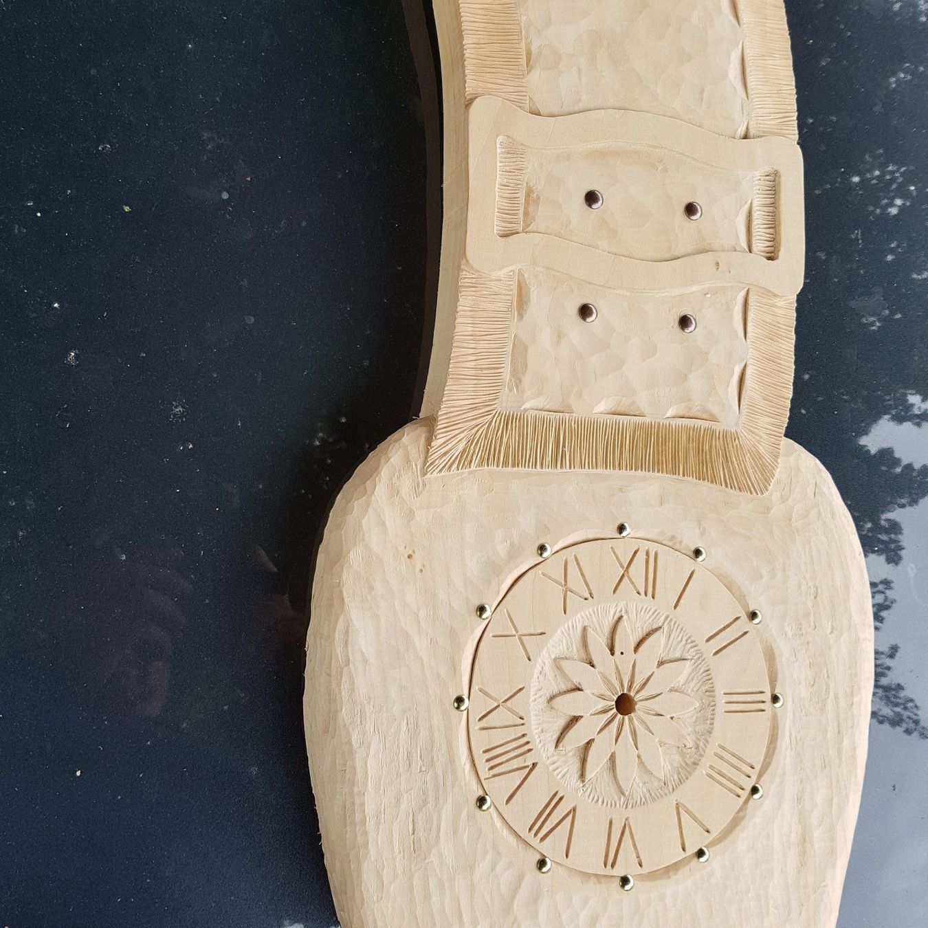 Holzartikel: Wanduhr treichel /lindenholz – Neu (gemäss Beschreibung) aus Siebnen von Holzwork75