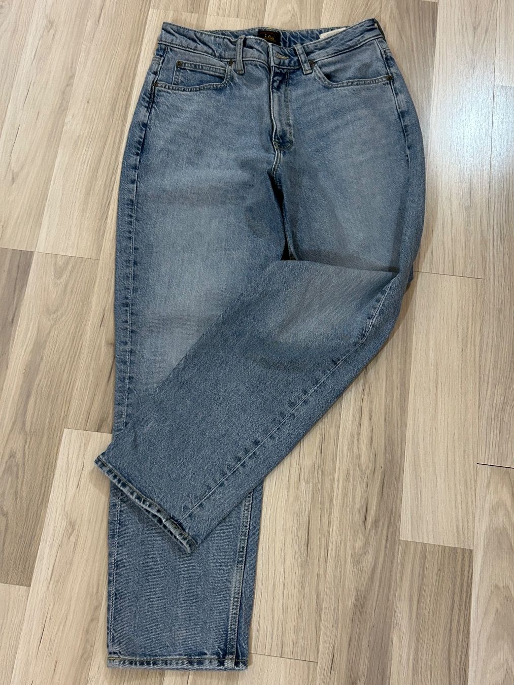 Lee Jeans: Jeans femme Lee – Gebraucht aus Saxon von Nzo