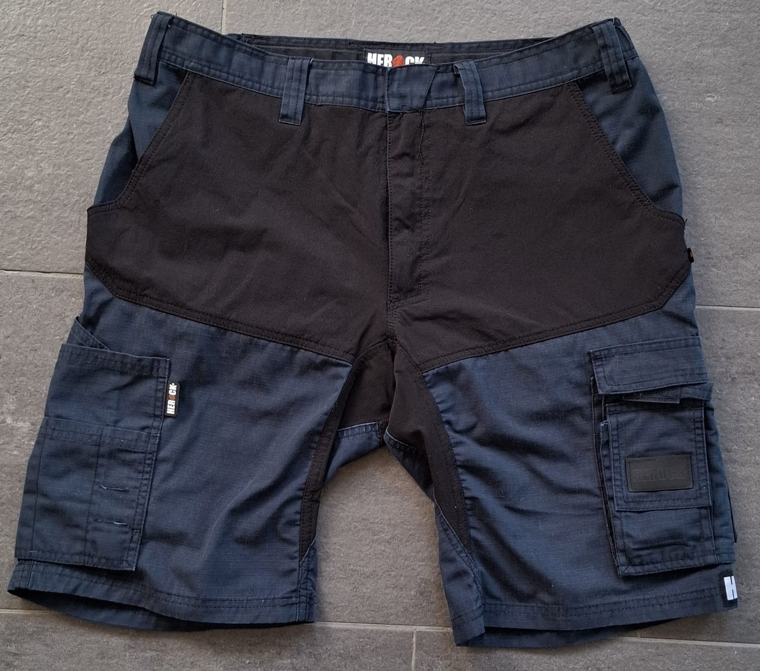 Pantaloni: Short Herock Gr. 44 Strech super angenehm. – Usato da Wichtrach venduto da Sunneblueme7