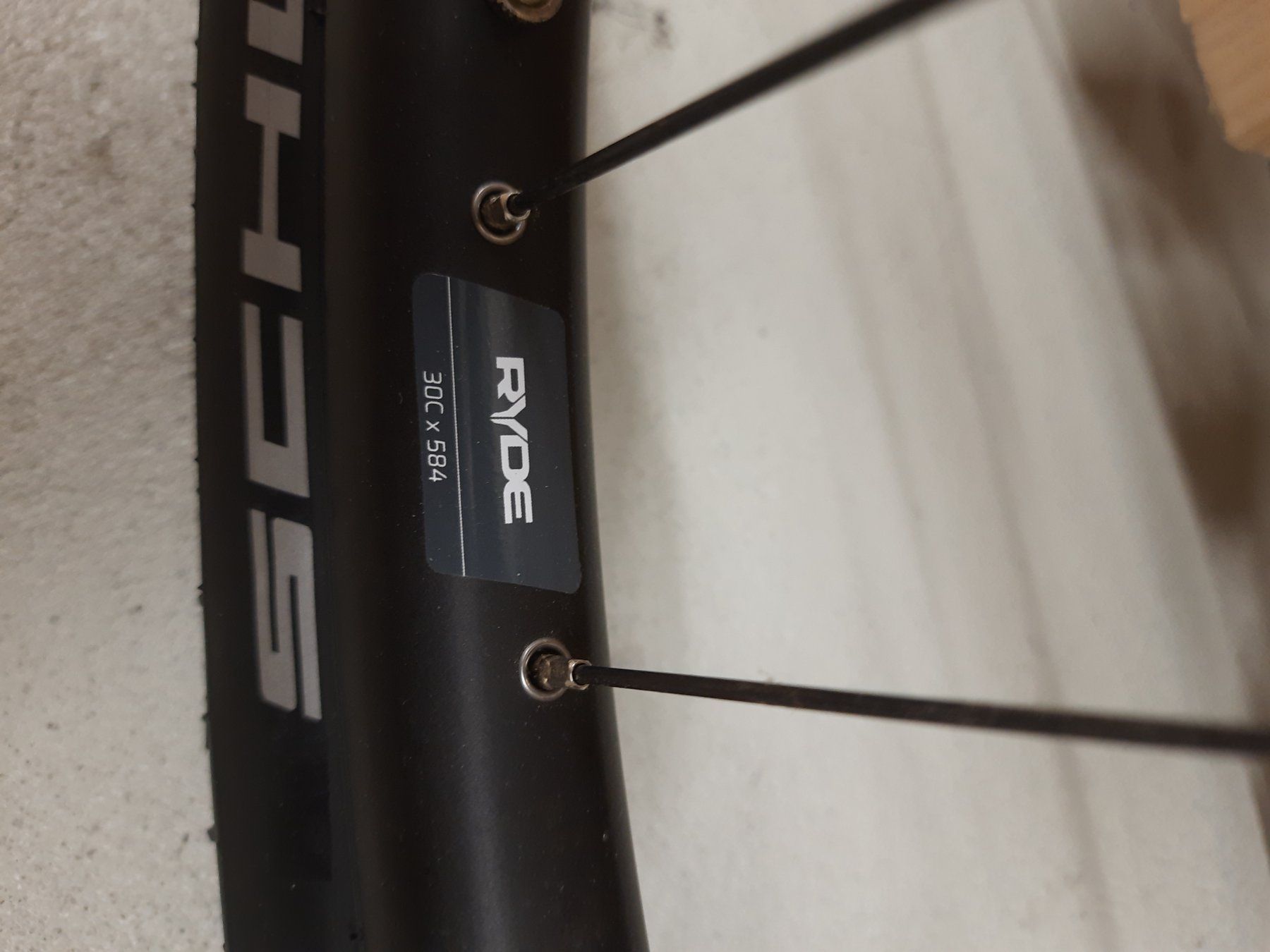 Schwalbe Pneus & Kompletträder: MTB komplett Rad Schwalbe 27.5x2.25 – Neu (gemäss Beschreibung) aus Aarau von ste_w5yp 7