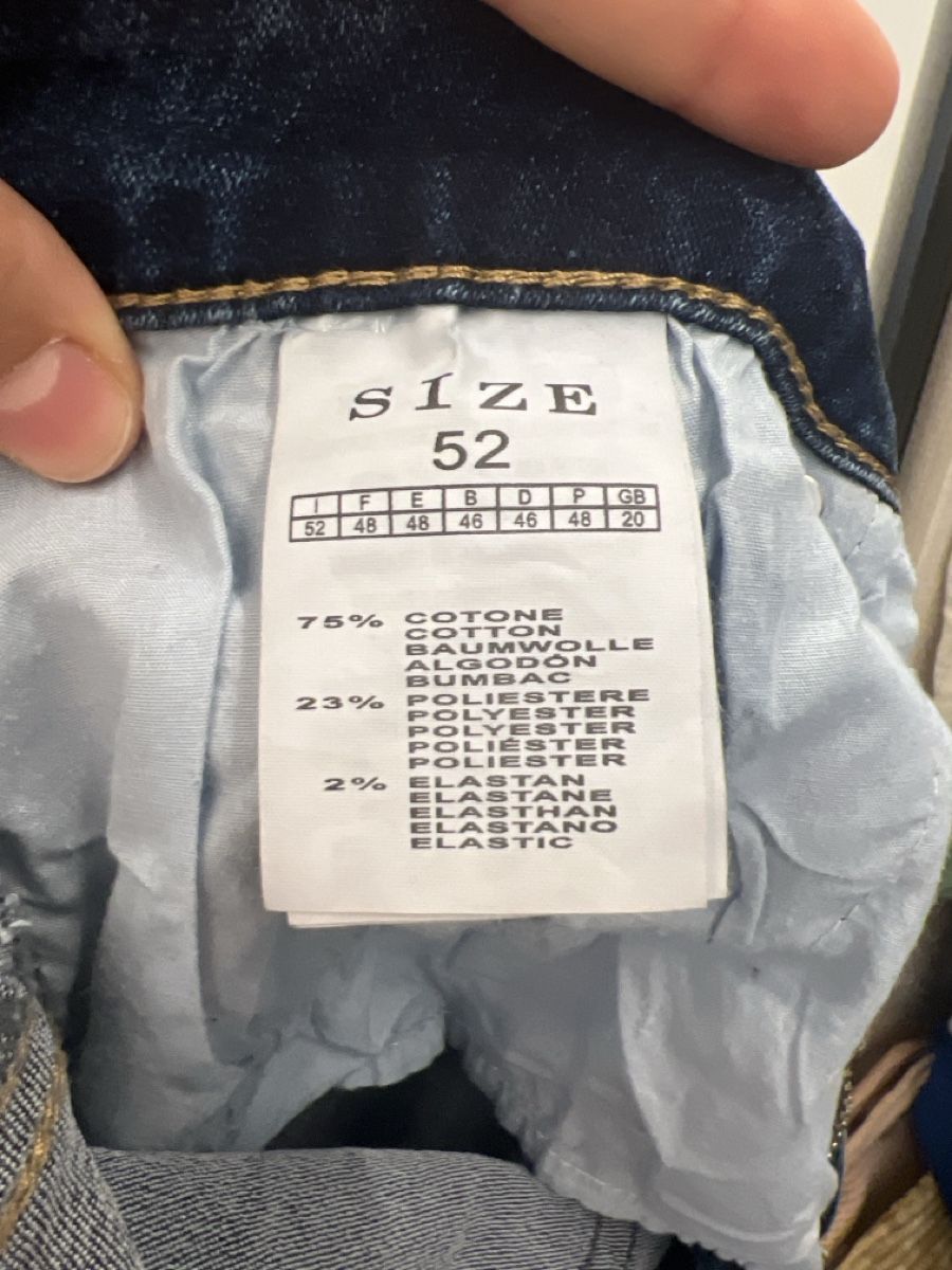 Jeans: NUOVO jeans con strass tg 52 – Nuovo (secondo la descrizione) da Breganzona venduto da Lorcary 3