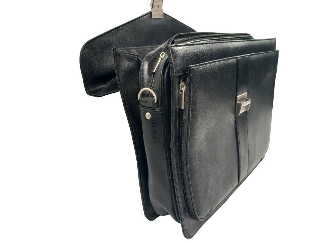 Valises & Sacs: Aktentasche Kunstleder – D'occasion à Hünenberg par Restwert_Zug 5