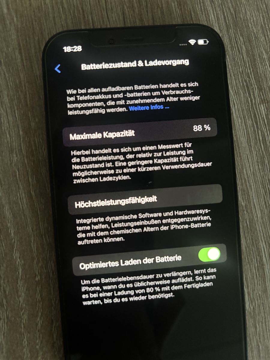 Apple Telefoni cellulari / Smartphones: iPhone 12 schwarz 128gb – Usato da Schaffhausen venduto da bos_rfs9 3
