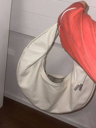 Coccinelle Roundbag weiss 
