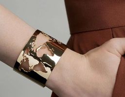 Large Bracelet avec Carte du Monde