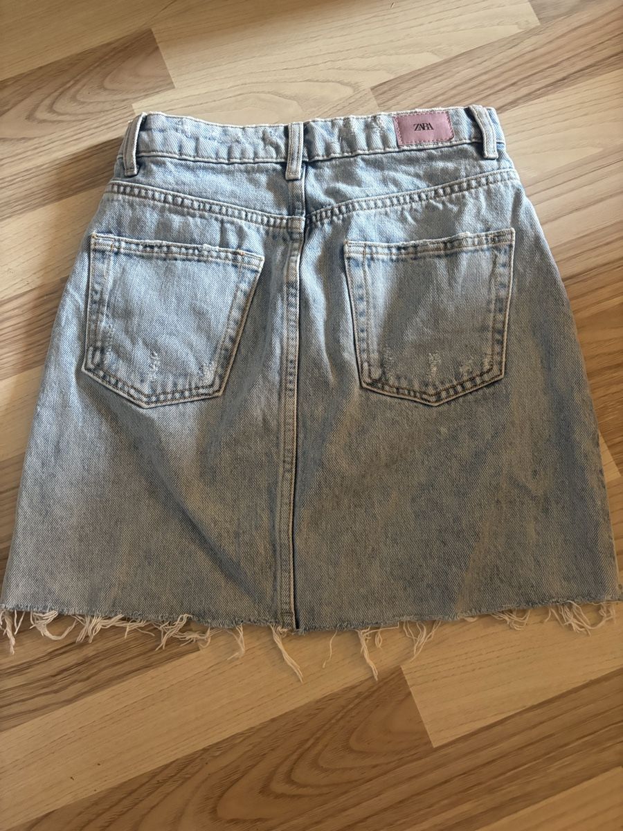 Zara Röcke: Jupe denim Zara – Gebraucht aus St-Légier- La Chiésaz von anh_9289 1