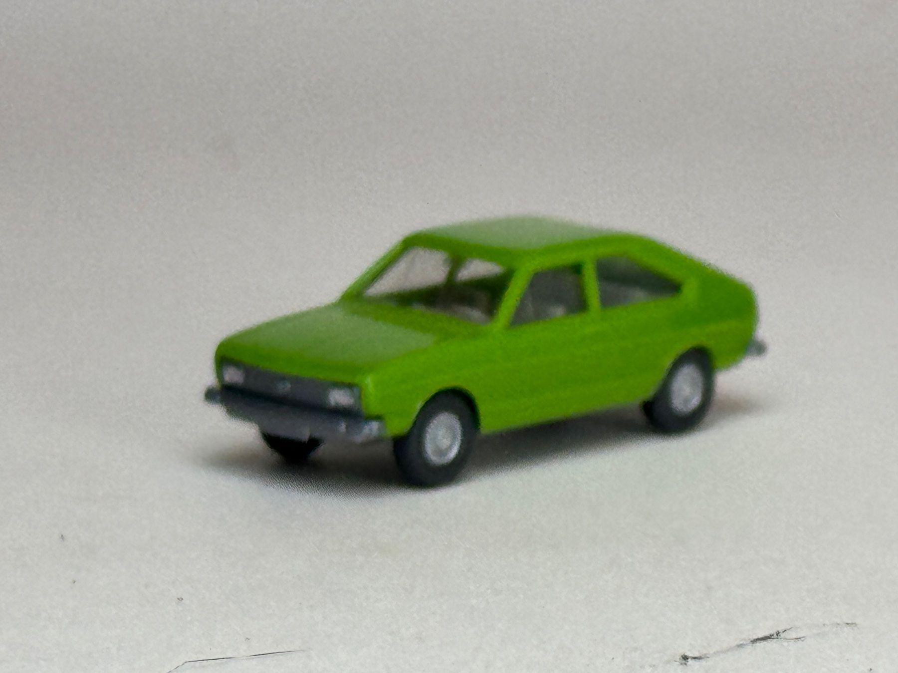 Modellautos: VW Passat grün – Gebraucht aus Elm von Wikmtz