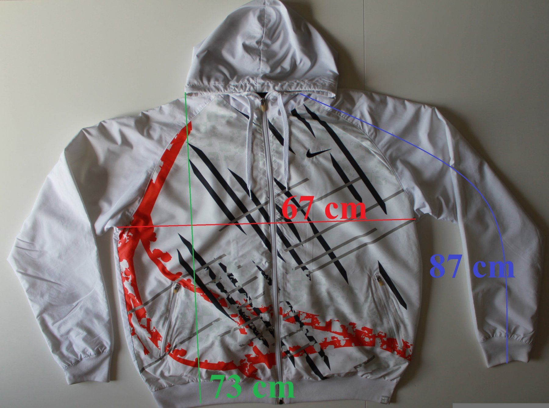 Nike Giacche: Veste Nike t. XL – Usato da Peseux venduto da Gilloss 1