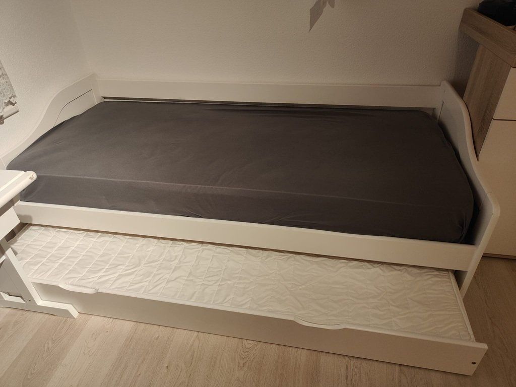 Letti: Ausziehbett – Usato da Marbach SG venduto da mosch03