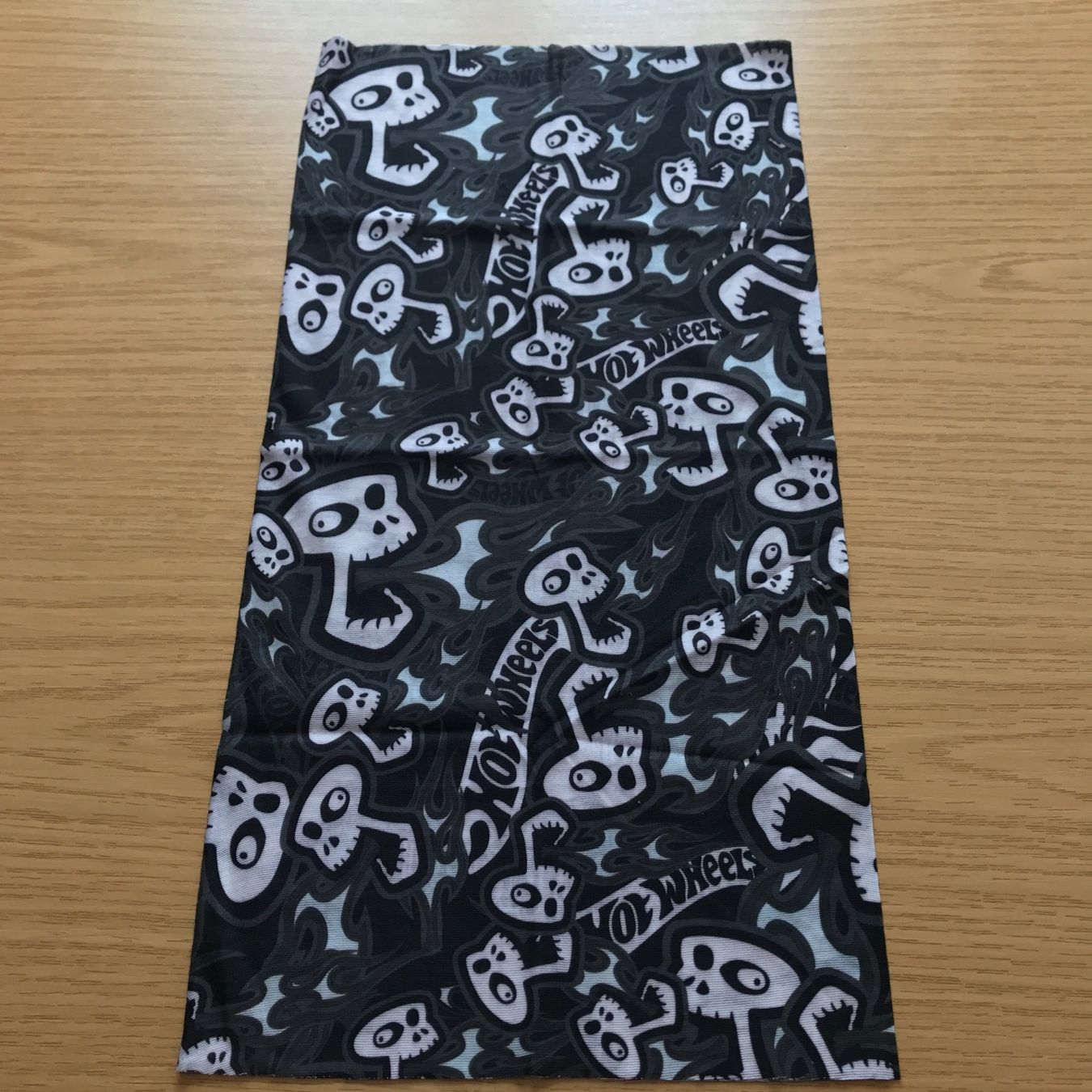 Foulard & Sciarpe: Schlauchtuch Bandana Halstuch – Nuovo e nell'imballaggio originale da St.Gallenkappel venduto da RocknSkull 1
