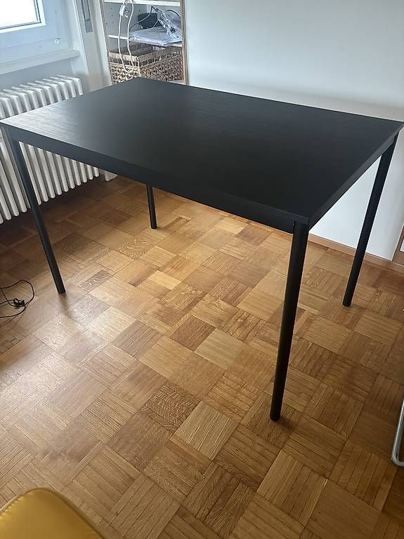 Tavoli: SANDSBERG Table, black,110x67 cm – Usato da Lausanne venduto da mar_8zvj 1