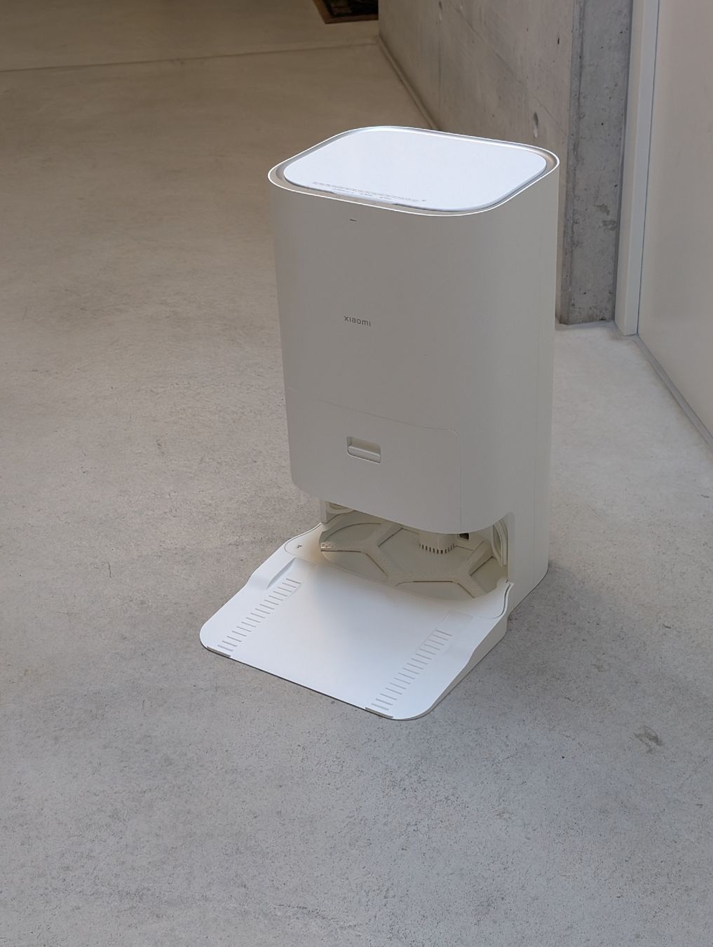 Xiaomi Aspirapolveri & Accessori: Xiaomi V10+ charging station  – Usato da Biel/Bienne venduto da caseum 1