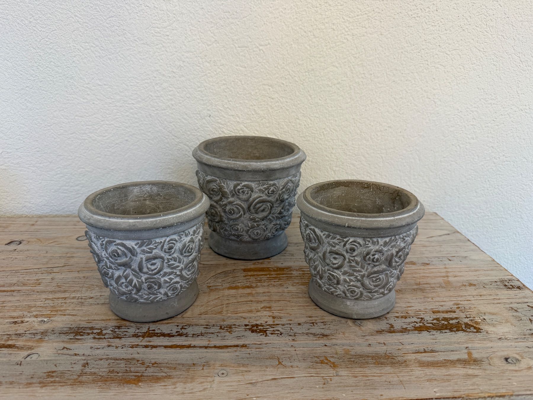 Blumentöpfe: 3x Übertopf im Shabby Chic Look – Gebraucht aus Wolfwil von Inseider12
