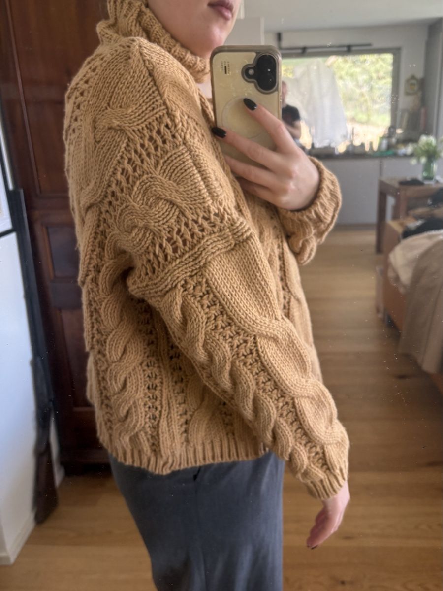 Maglioni & Felpe: Pull beige oversized laine très bon état – Nuovo (secondo la descrizione) da Prilly venduto da mai_ktw8 1