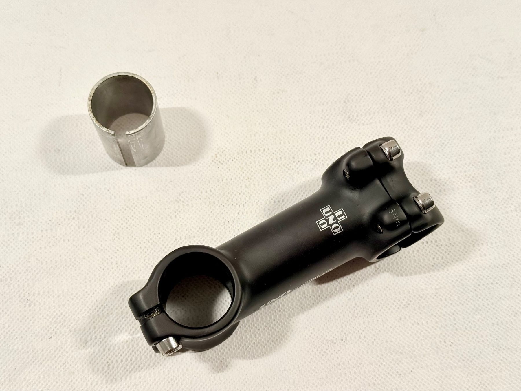 Ersatzteile: UNO 90mm Ahead Vorbau 1" oder + 1 1/8" / 31.8mm TOPZ. 2601 – Gebraucht aus Luzern von bikeandbeltcom 2