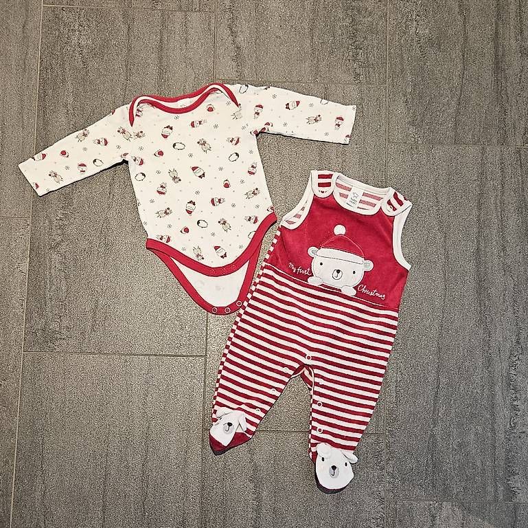 Lotti & Set di vestiti: Christmas Outfit Grösse 62 / 68 – Usato da Rotkreuz venduto da Kaffitanteli