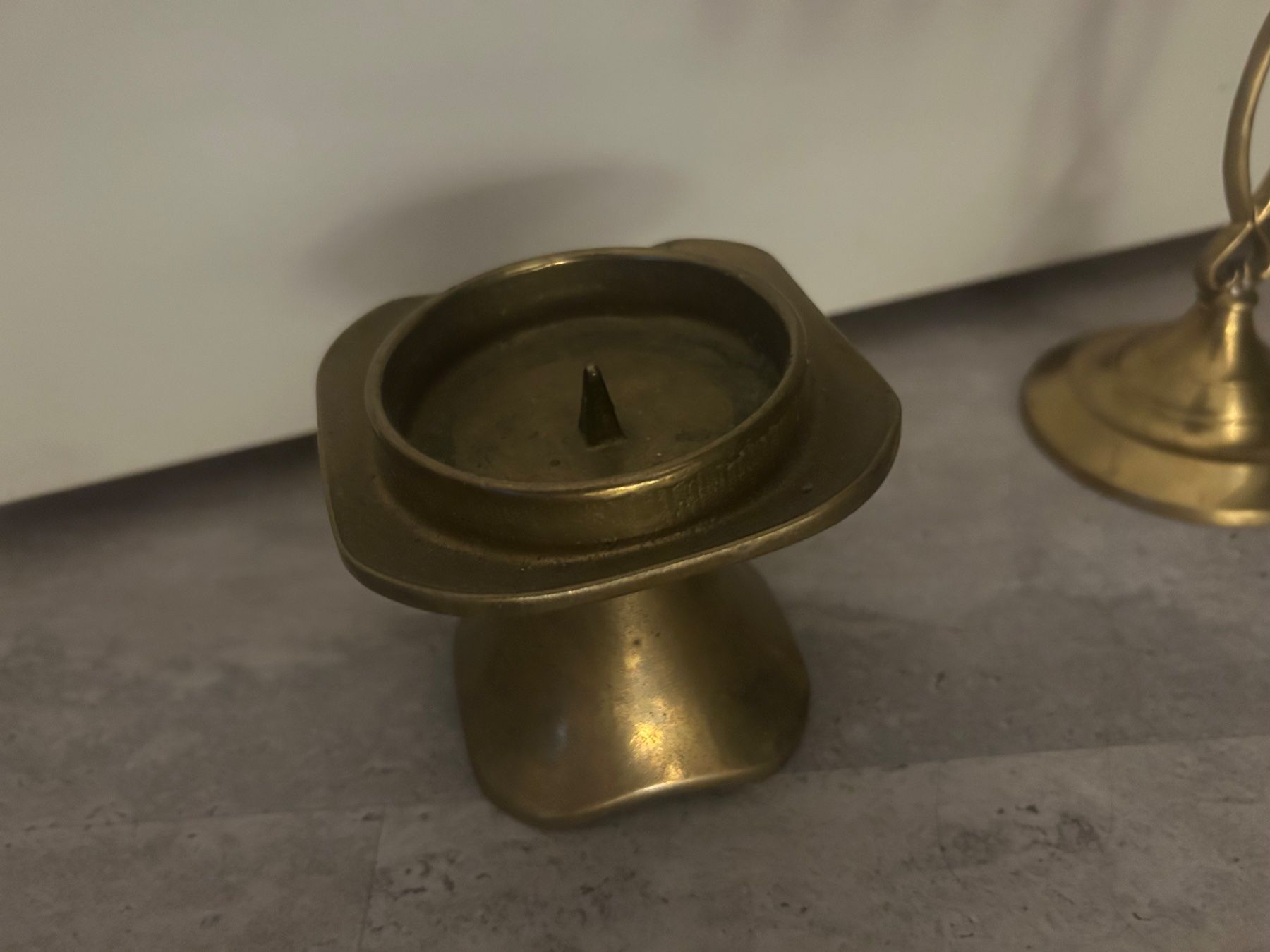 Portacandele: Chanukka Kerzenständer 9-armig + Kerzenhalter Messing – Usato da Genève venduto da sunandwind 2