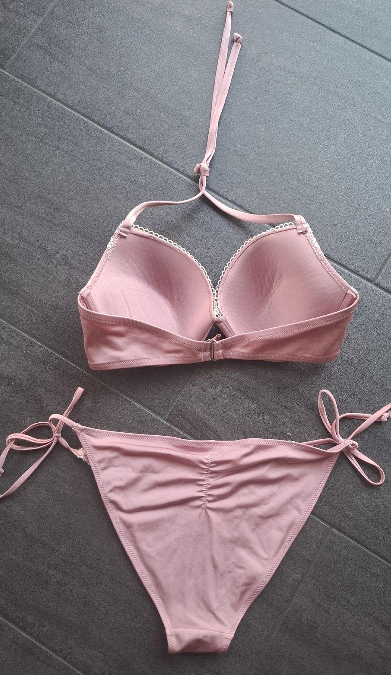 Costumi da bagno & Bikini: Traumhaftes, super sitzendes Bikini Gr. 42C – Usato da Igis venduto da Tiggers1 1