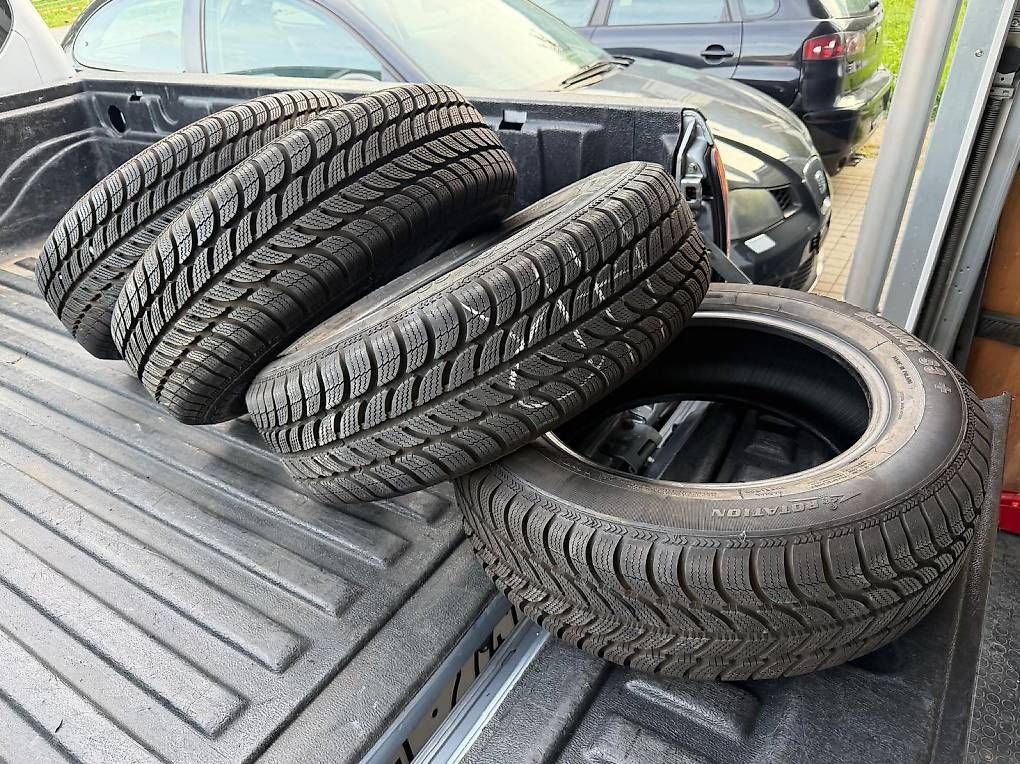 Pneumatici & Ruote complete: Winterreifen 185/65 R15 – Usato da Niederurnen venduto da ang_h2zg