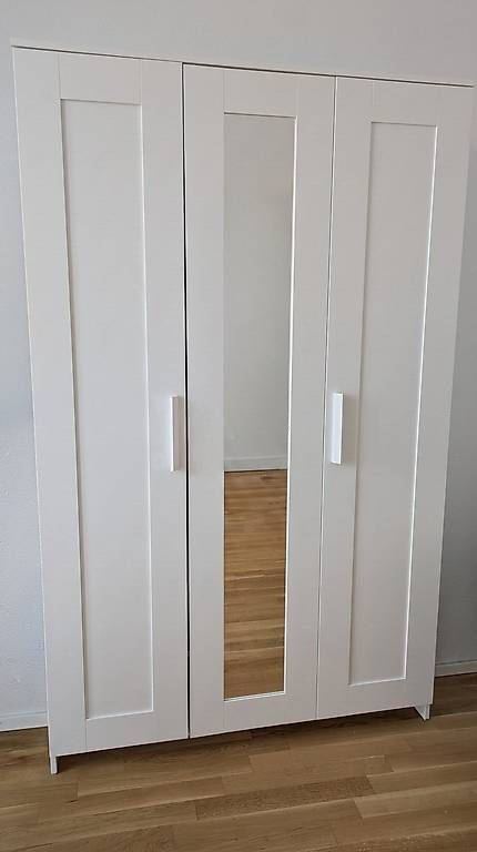 Ikea Armadi: BRIMNES Kleiderschrank (IKEA) – Usato da Kriens venduto da mar_6wy6