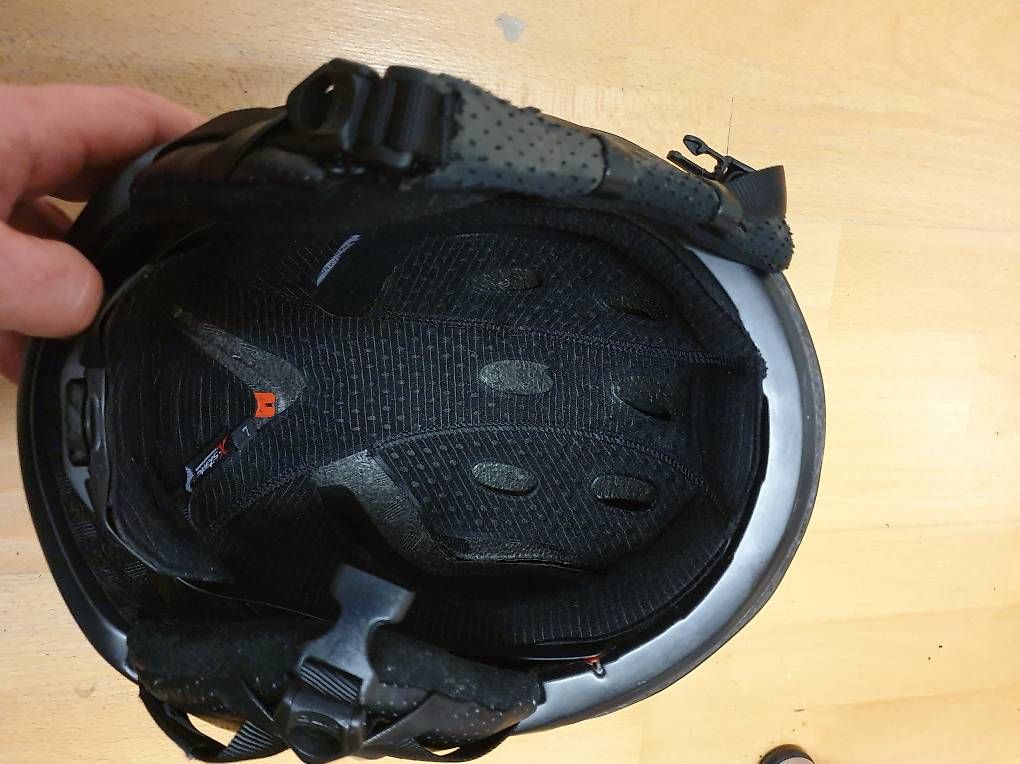 Helme: Ski Helm Giro grösse L – Gebraucht aus Hinwil von Sinclar1 2