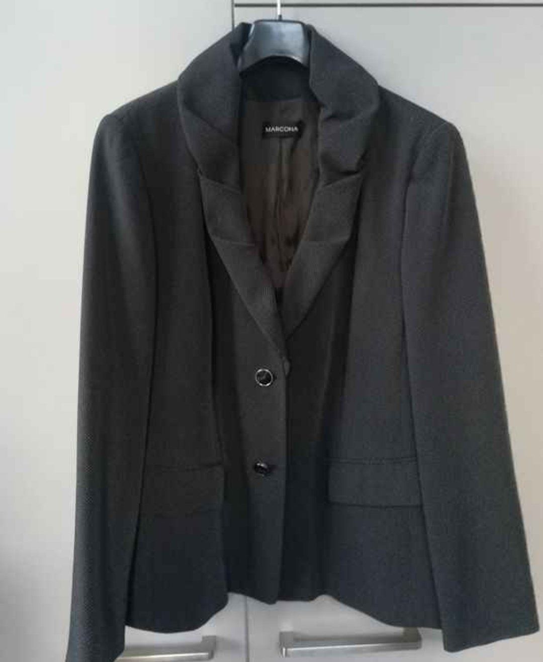 Giacche: Schwarzer Blazer von Marcona 46 – Usato da Wallisellen venduto da Muggeli1970