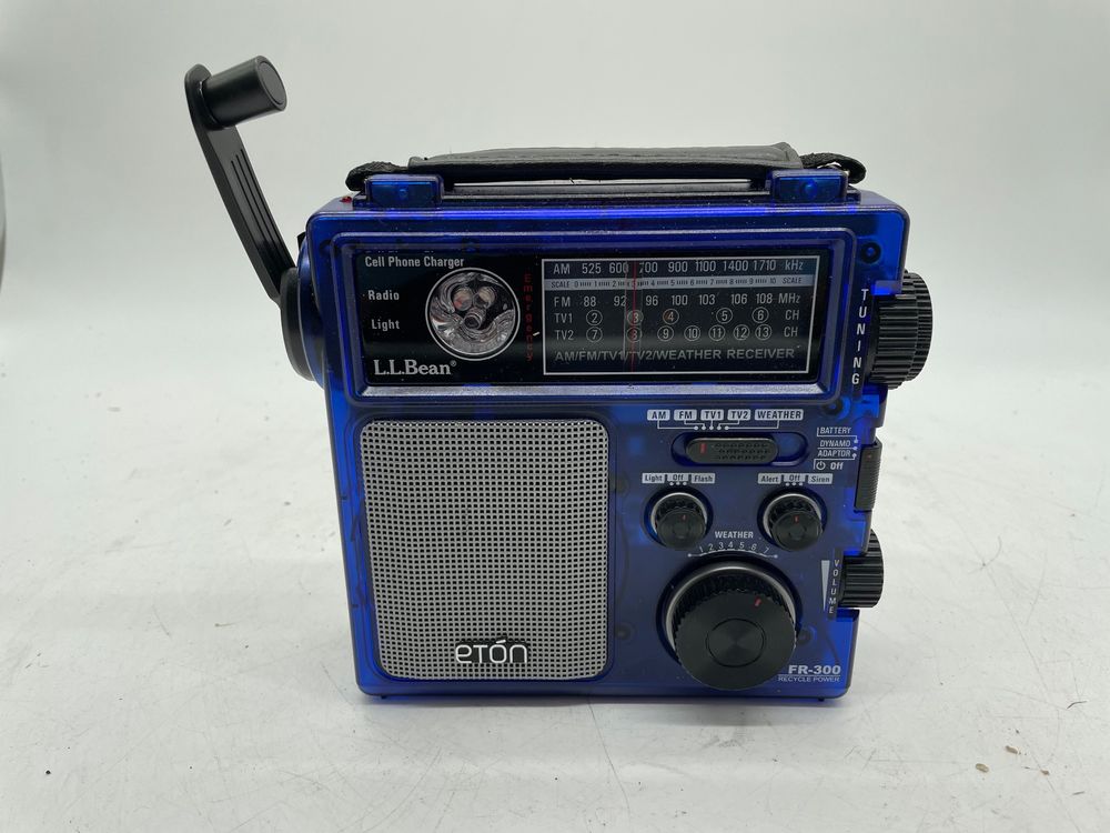 Eton FR300 Radio Lautsprecher in unbekanntem Zustand Kaufen auf Ricardo