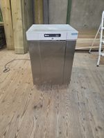 Kühlschrank Gram Gewerbe Edelstahl guter Zustand gebraucht.