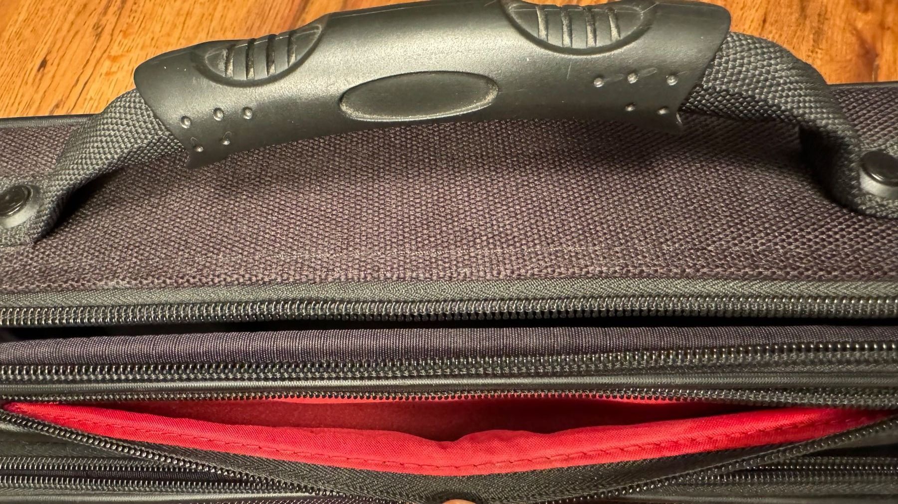 Wenger Borse: Wenger Laptop / Aktentasche schwarz – Nuovo (secondo la descrizione) da Rothenburg venduto da Disney3 4