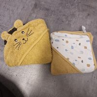 Baby Badetücher mit Kapuze, Löwe und Muster, 2 Stück