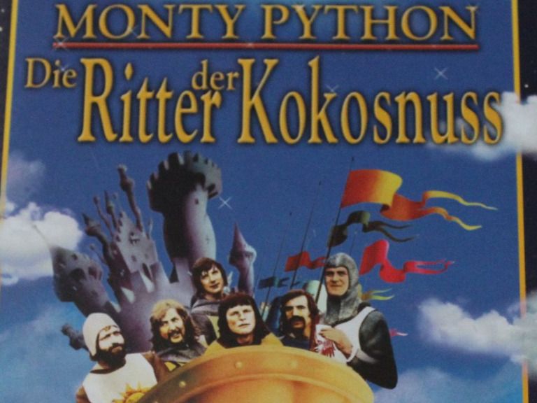 Tutti i DVDs: Monty Python: Die Ritter der Kokosnuss (Special) KULT! 2DVD – Usato da Tübach venduto da JamesStone 8