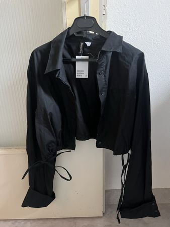 H&M Crop Bluse Schwarz Gr. M - Neu mit Etikett