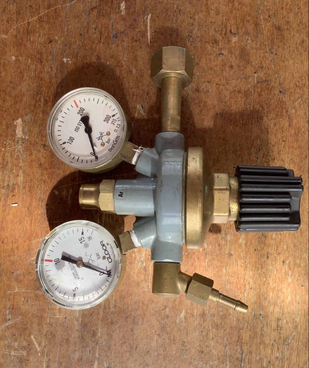 Löten & Schweissen: Manometer   Manomètre – Gebraucht aus charrat von DBblue4