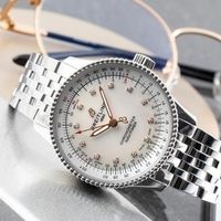 Breitling Navitimer Automatic 35 MOP Diamant