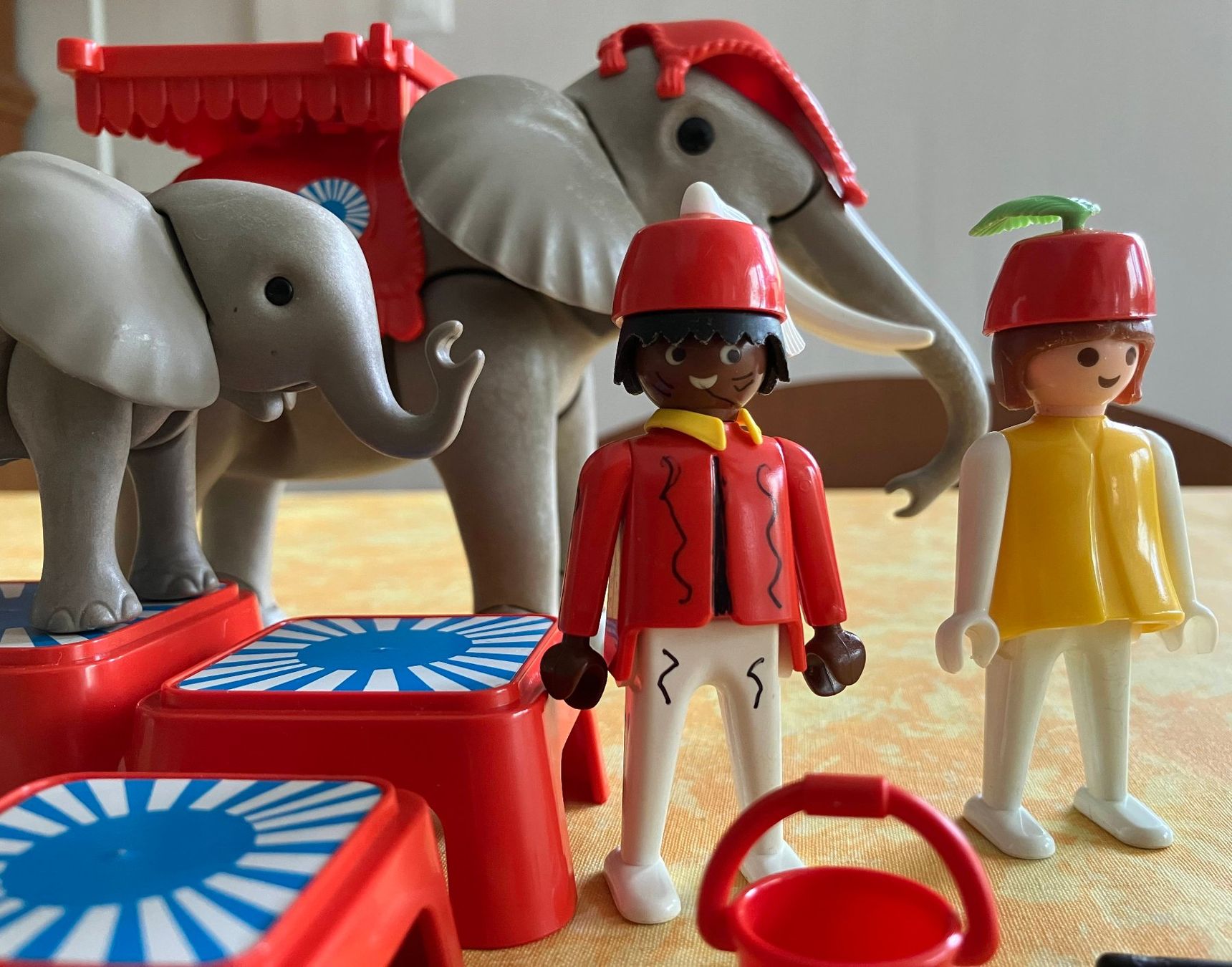 Playmobil Giocattoli: Playmobil 3519 Elefantendressur – Usato da Zürich venduto da Derrick8 1