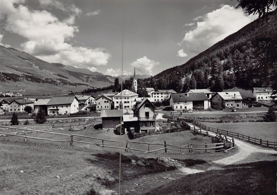 Cartoline postali: Chamues-ch, um 1950-55 – Usato da Frauenfeld venduto da POML