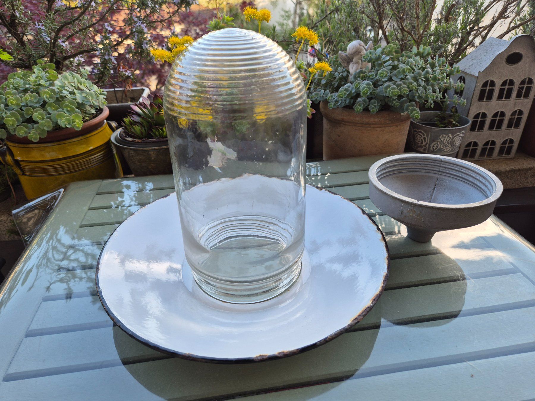 Lampade: Vintage Stalllampe, Glas-Schirm mit Emaille Reflektor – Usato da Bern venduto da aronari 1