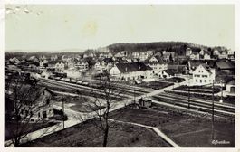 Effretikon ZH, mit Bahnhof und Bahnübergang, um 1935