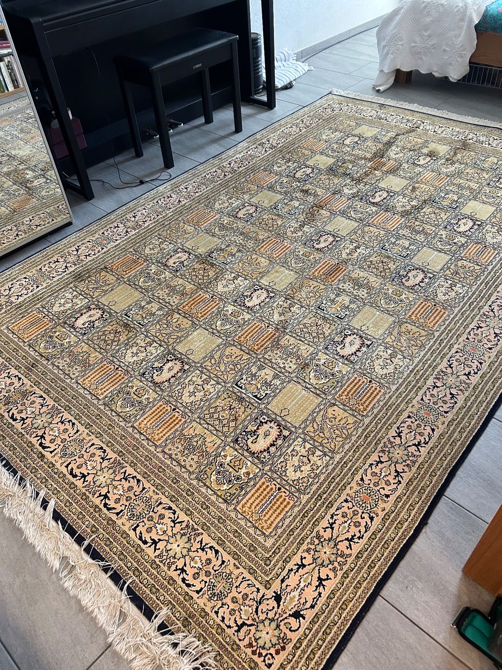 Tappeti: Antique Silk Rug Kashmir Quality – Usato da Adliswil venduto da car_5pms